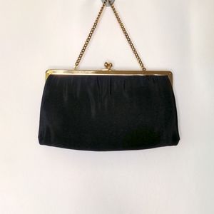 Vintage Small Black Chain Strap Purse w/ clasp carried as wristlet or clutch